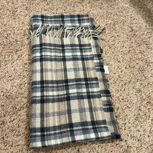 Oversized Scarf- Max Mara Weekend. Blue/beige